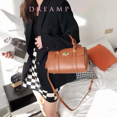 Lyxig läderväska för kvinnor