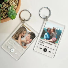 Personalized photo keychain