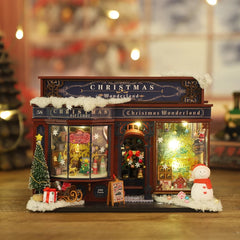 Christmas Wonderland Dollhouse