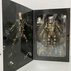 NECA-figur Jungle Hunter Predator Actionfigur Alien Samlarmodell Leksaker Gemensam rörlig docka Nyårspresent för barn